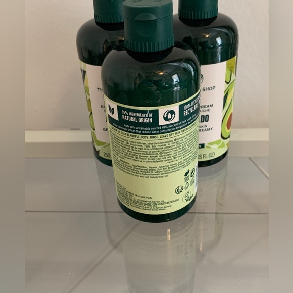 3X The Body Shop Avocado Shower Cream For Dry Skin 8.4 Ounces New Gel Full Sz - Picture 3 of 5